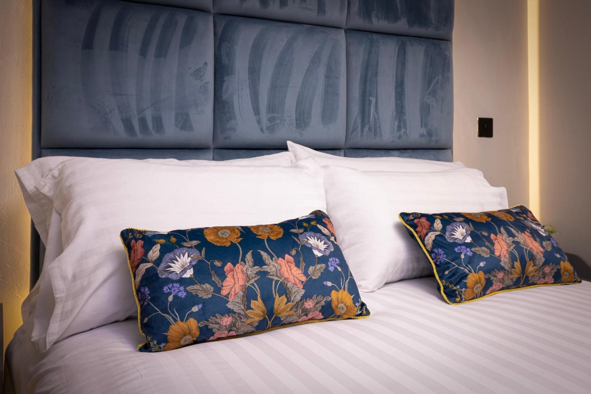 The Charleston Aparthotel *